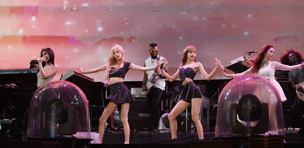 BLACKPINK、日本国内3本目のフェス出演で再び大観衆を魅了 | Rolling