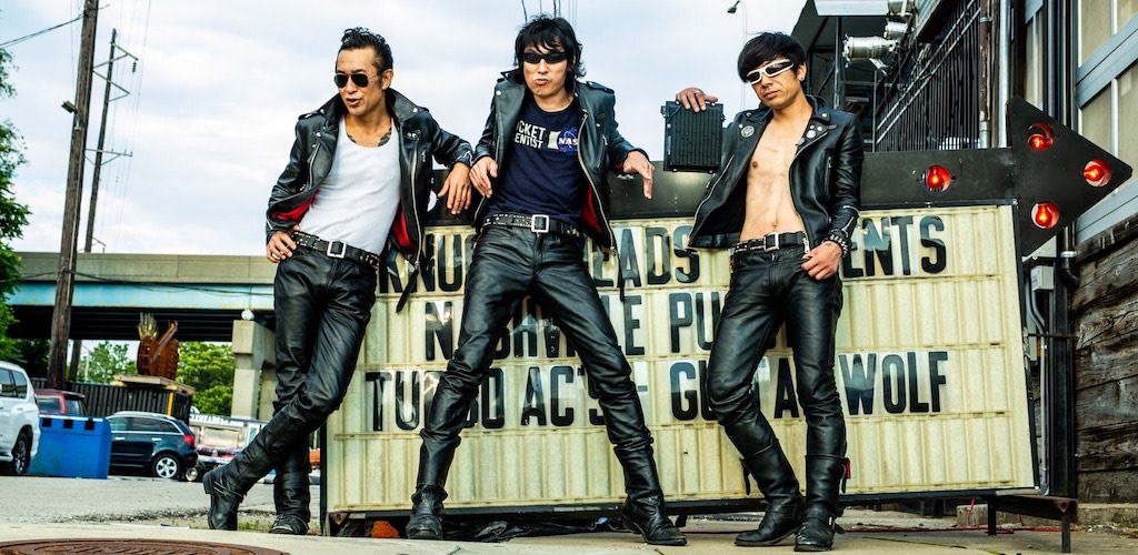 ギターウルフセイジ、パスポートの破損により出国出来ずEUツアー2本キャンセル Rolling Stone Japan(ローリングストーン