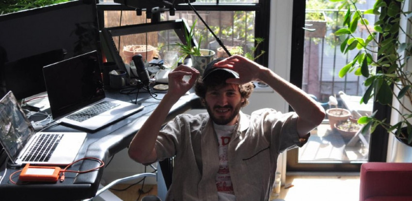 バウアーが語る自分だけの宇宙 Sfと伊藤潤二の影響 ハーレム シェイク に今思うこと Rolling Stone Japan ローリングストーン ジャパン