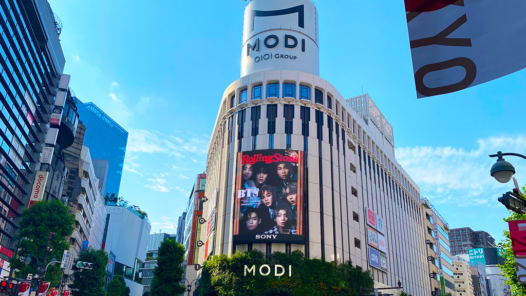 Rolling Stone JapanのBTS表紙とメイキング映像、渋谷の街で限定