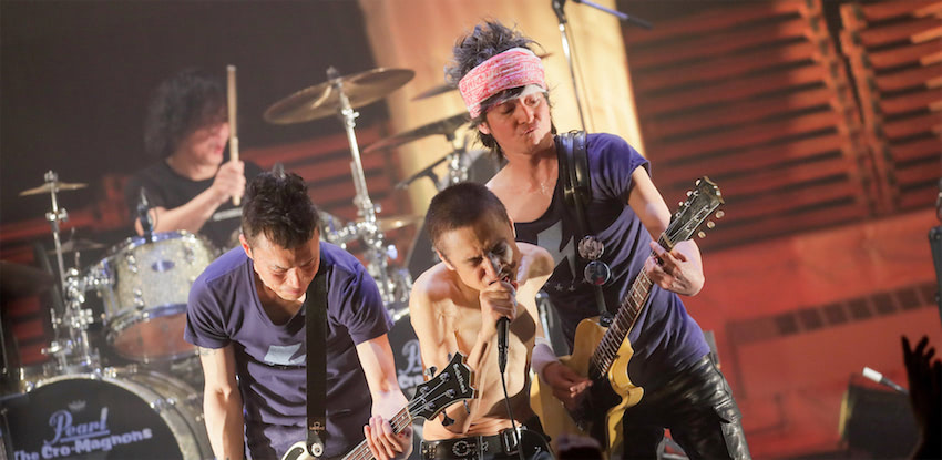 ザ・クロマニヨンズ、千葉公演映像とMVを収録した2枚組DVD発売