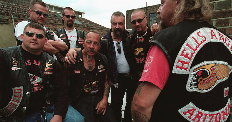 Delivery Hells 未使用近い 日本 限定 スカジャン unisex VIBES Vol.385｜2025年11月号 | VIBES WEB