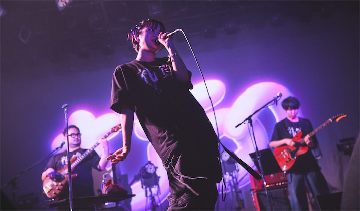 礼賛、リキッドルーム公演で示した新境地 サーヤ「本気でやってること