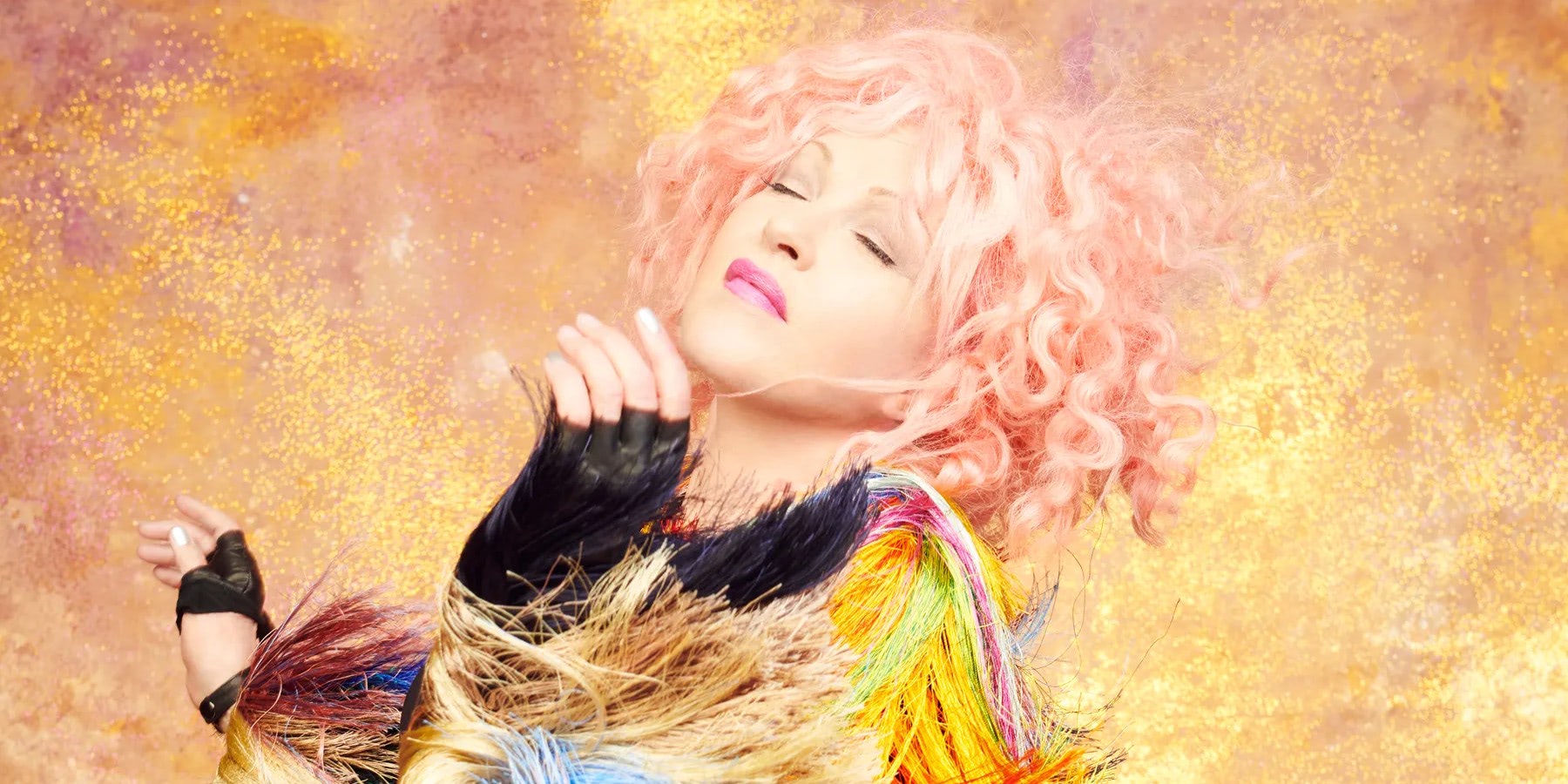 シンディ・ローパーが語る「最後のツアー」への決意、女性として闘っ