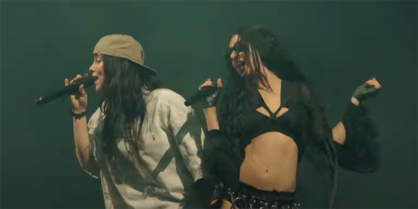 チャーリーXCX、コーチェラを『brat』劇場に ビリー・アイリッシュ