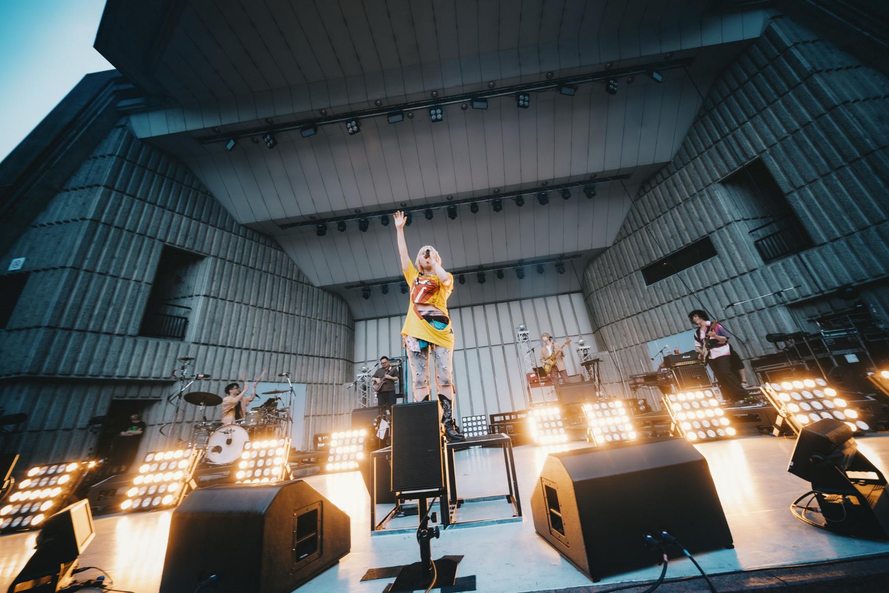 礼賛、野音で示した理想的な進化 サーヤと「お兄ちゃんたち」が鳴らす