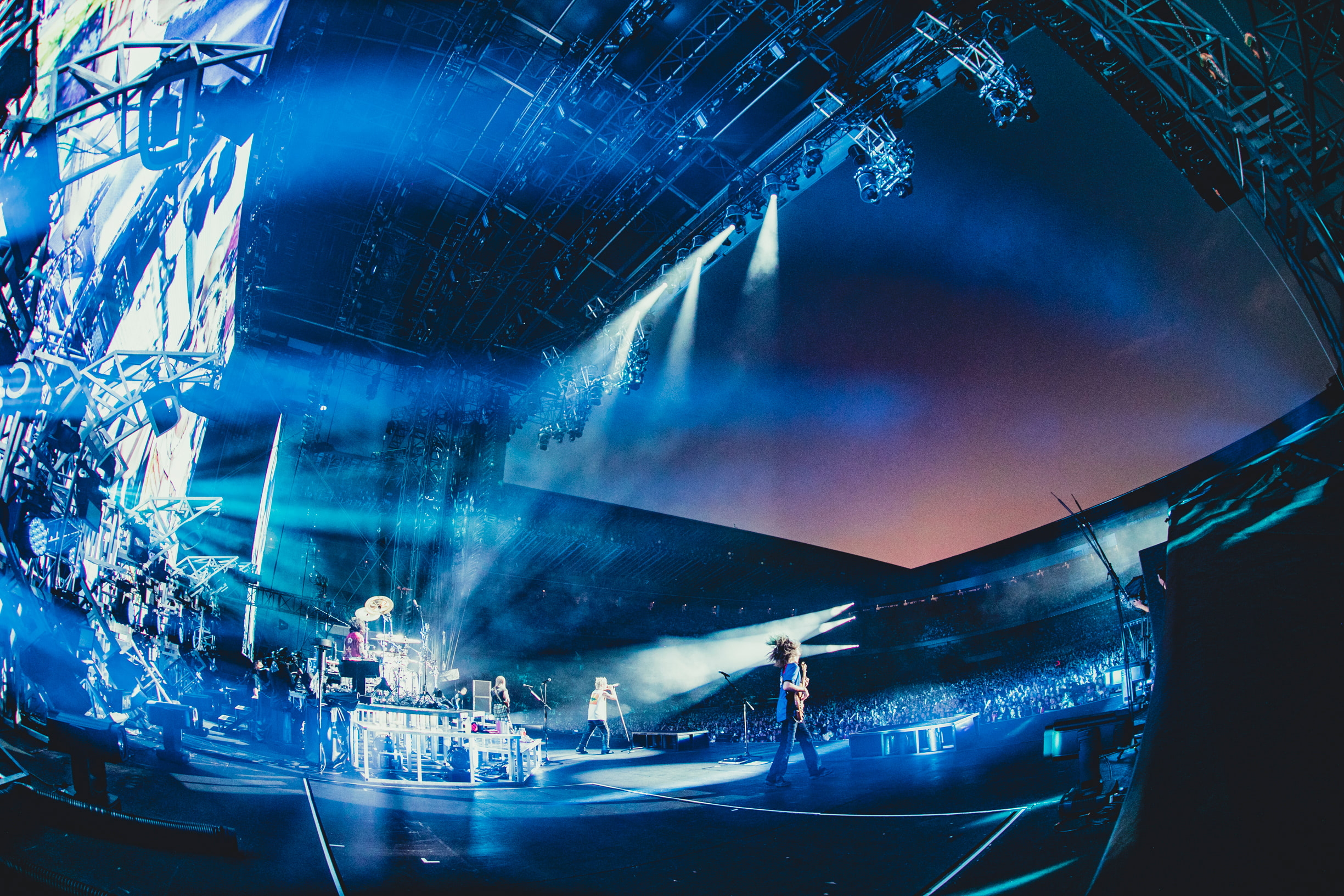 ONE OK ROCK、20周年『DETOX』ツアーで炸裂 揺るがぬ絆と未来への