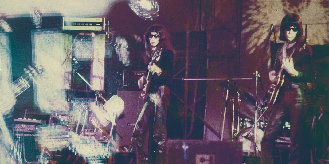 裸のラリーズを今こそ再発見　日本音楽史上最も謎めいたカルトバンドの神話、ブルータルな夜の美学を紐解く | Rolling Stone Japan(ローリングストーン ジャパン）